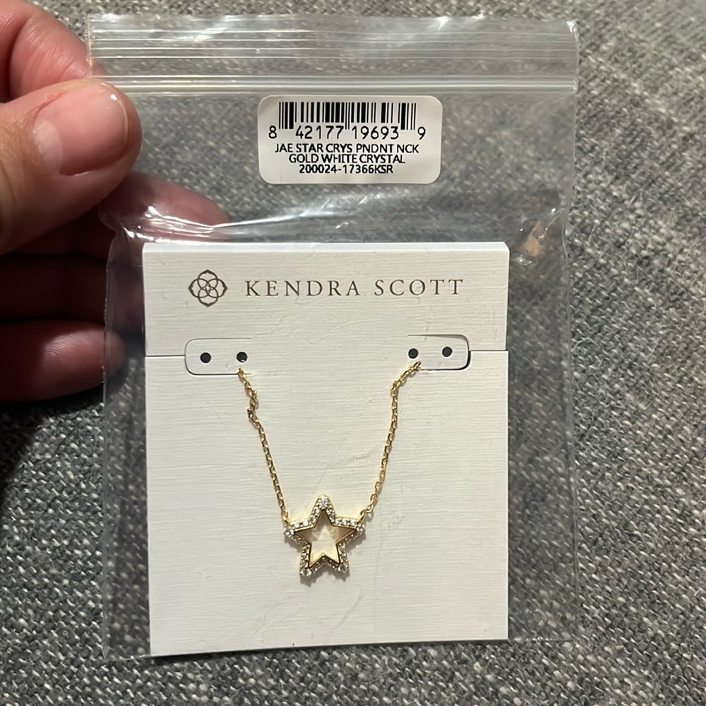 NEW Kendra Scott Jae Star Crystal pendant necklace